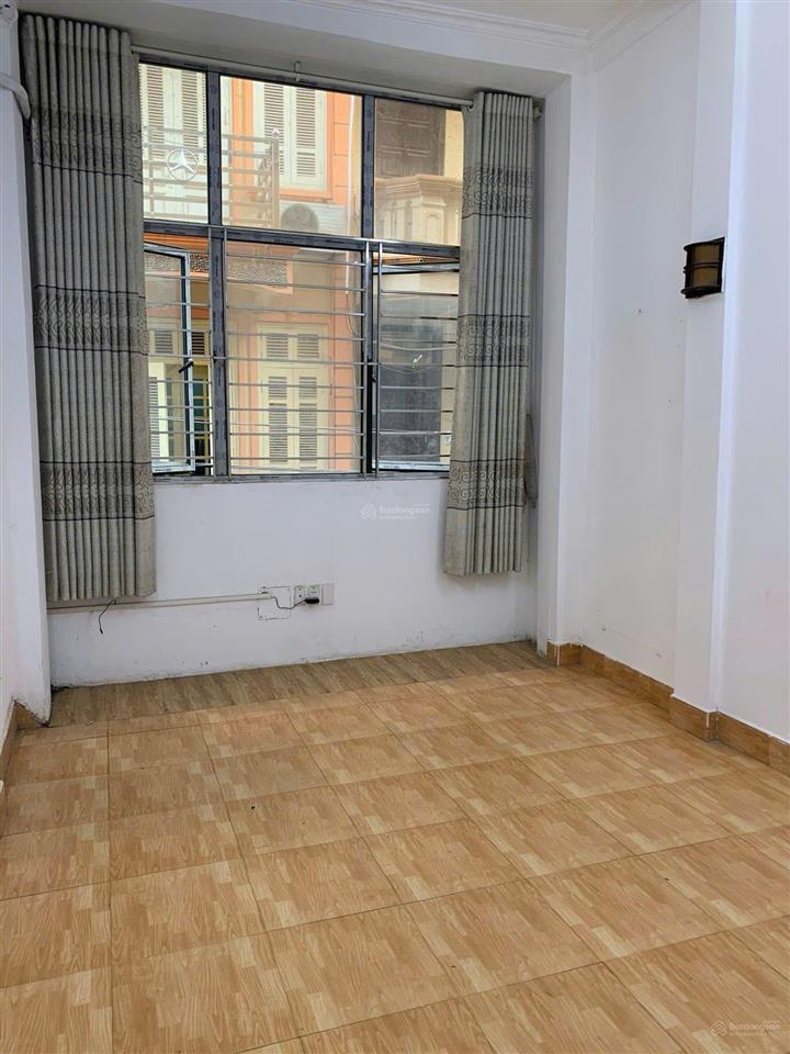 Cho thuê nhà 35m² x 4 tầng ngõ hào nam văn phòng công ty, kinh doanh online, lớp học trung tâm