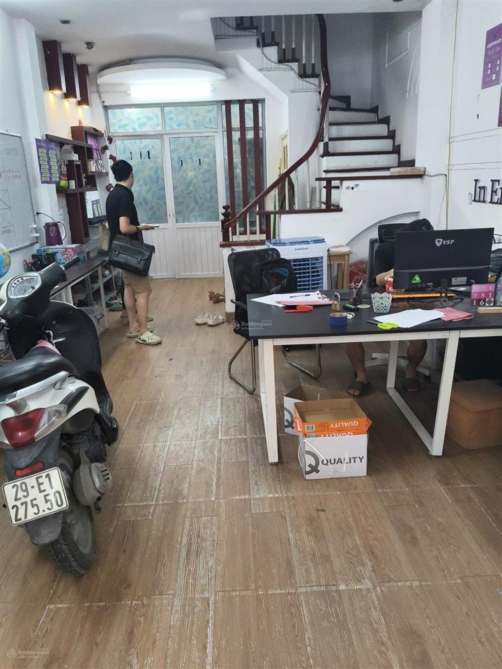 Cho thuê nhà 5 tầng ngõ 12 đào tấn  ba đình (68m) 5 tầng, văn phòng công ty, ở, spa, kinh doanh