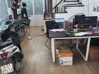 Cho thuê nhà 5 tầng ngõ 12 đào tấn  ba đình (68m) 5 tầng, văn phòng công ty, ở, spa, kinh doanh