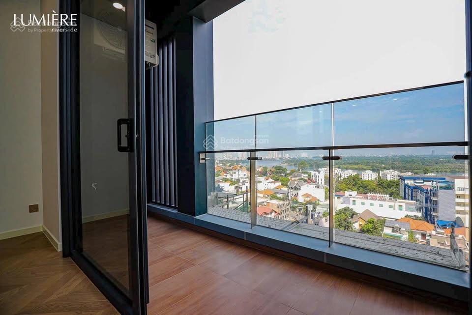 Rẻ hơn thị trường 1 tỉ, căn 2pn giá hời lumiere evergreen, tầng trung, view thoáng