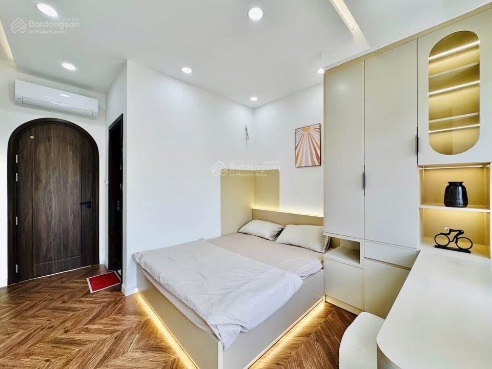 Bán nhà 2 lầu chợ đầu mối bình điền 6x20, cho thuê 25 triệu/tháng