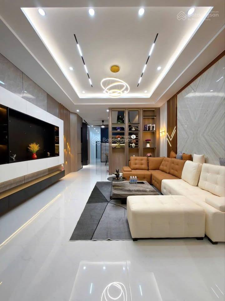 Chính chủ nhà 5,5x21m ngay chợ hưng long, 1 trệt 1 lầu, cho thuê 20 triệu/tháng