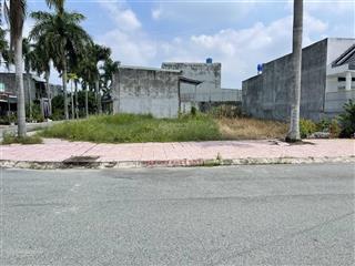 Chỉ 900tr hơn có ngay nền đất ngay mt đường 824 kdc cát tường phú thạnh 0938 192 ***