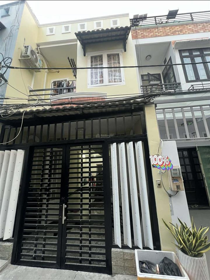 Nhà đẹp 2 tầng btct  hẻm ô tô quận 7  chỉ 4.8 tỷ
