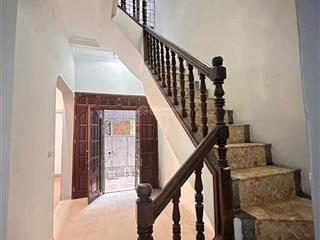 Cho thuê nguyên căn đặng tiến đông  80m 3t, 3 ngủ, 15tr