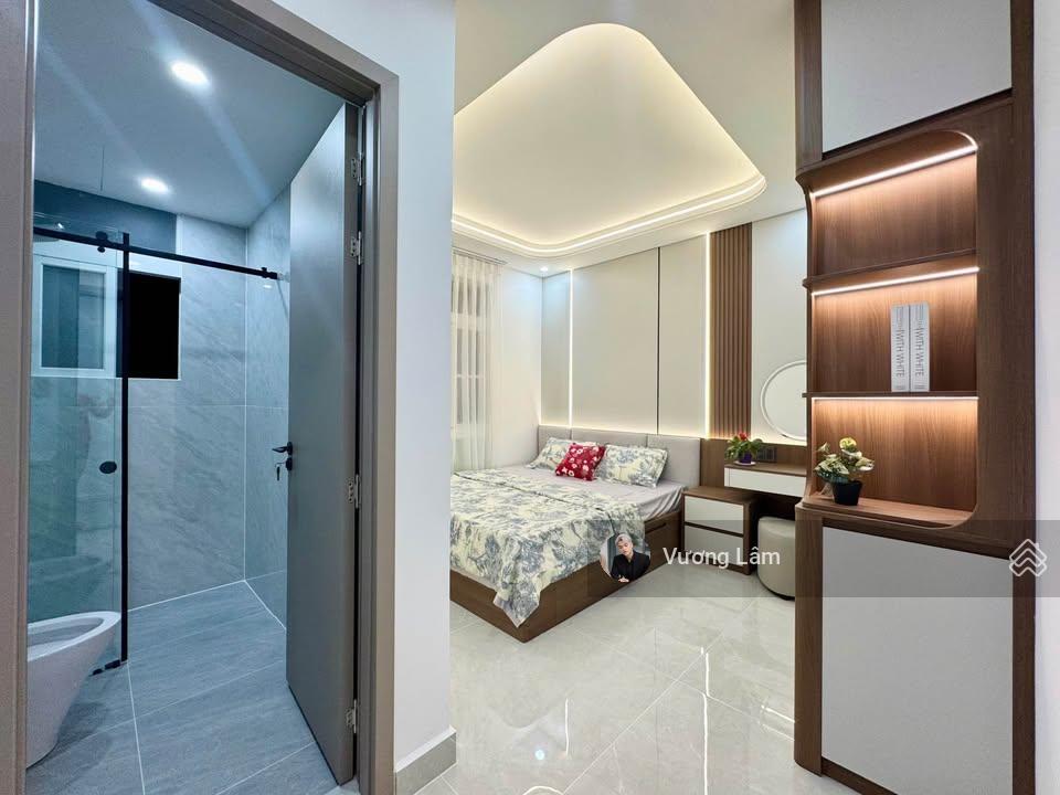 Bán penthouse babylon 101m2 3pn 2wc có sân thượng usable tốt view đông nam sổ riêng giá 6.75 tỷ