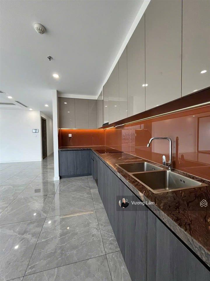 Bán căn hộ an phú, hậu giang, 5,6 tỷ, 127m2, giá tốt nhất khu vực, nhà trống dễ dàng bố trí