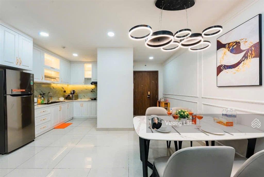 Bán gấp cc 2pn, 2wc, 65m2, 3,38 tỷ ở chung cư 312 lạc long quân, q11, hcm
