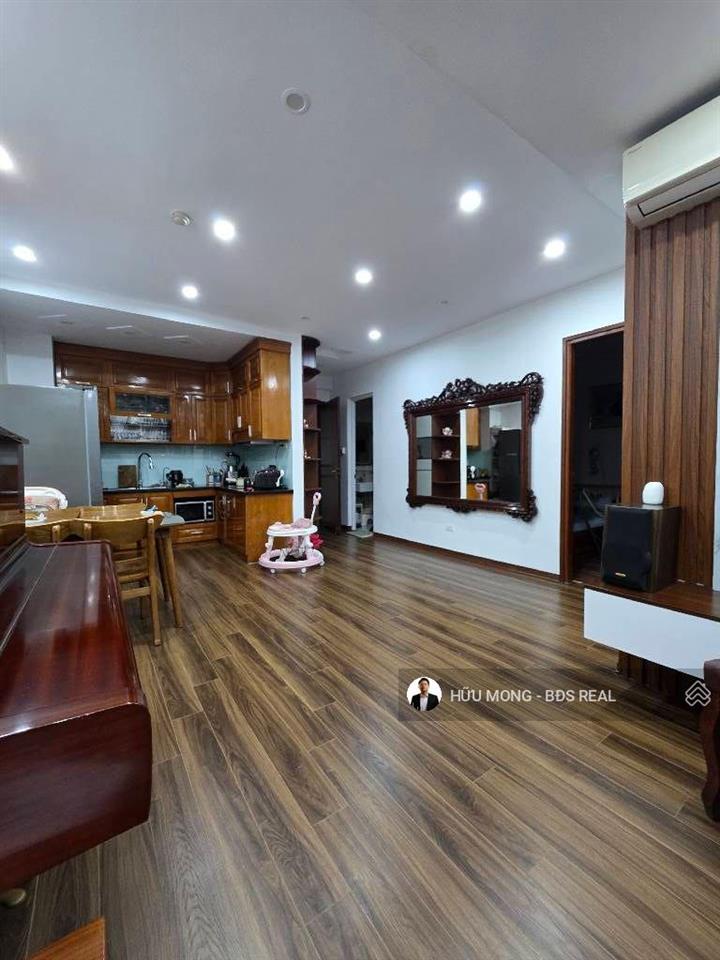 Bán gấp cc hồng hà eco city  dt 61m2, 2pn, 2wc  đủ đồ ở ngay  chỉ 4.3 tỷ