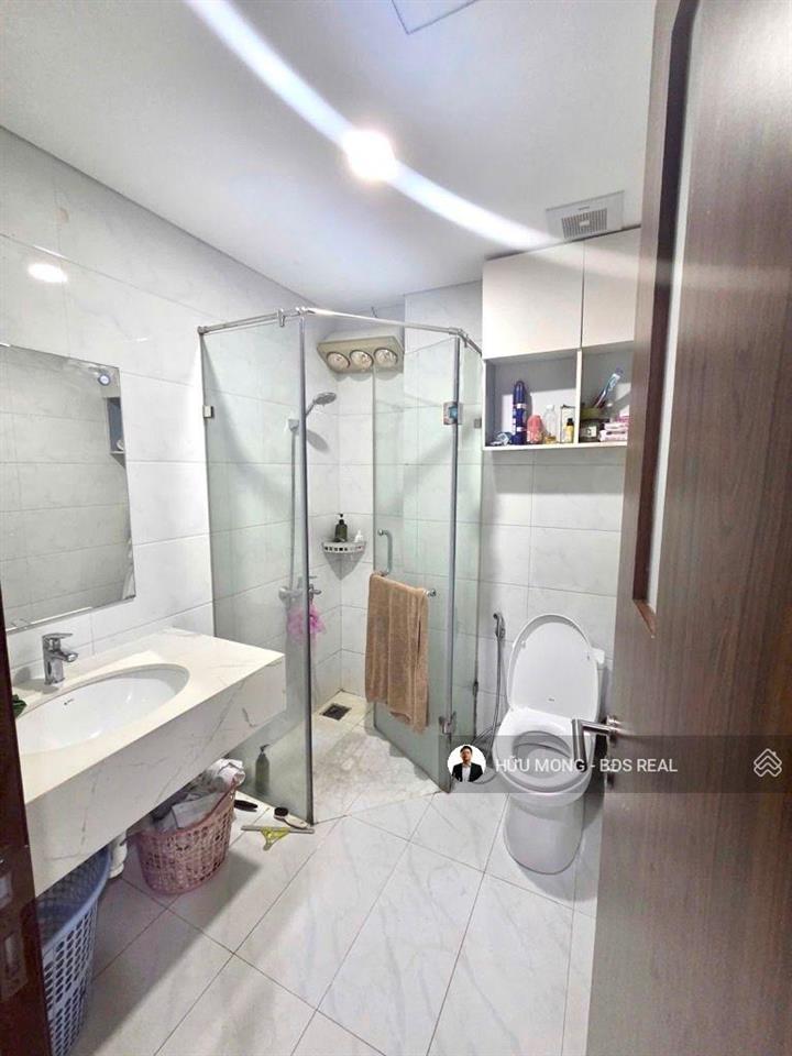 Bán căn hộ green park trần thủ độ  dt 83m2  2 p ngủ tặng toàn bộ nt xịn  giá cực chất chỉ 7.1 tỷ