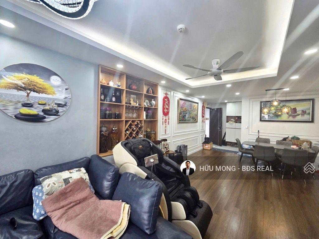 Bán căn hộ green park trần thủ độ  dt 83m2  2 p ngủ tặng toàn bộ nt xịn  giá cực chất chỉ 7.1 tỷ