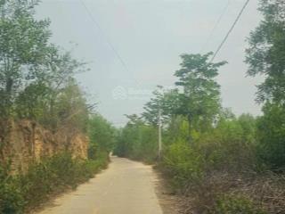 Cần bán lô đất 1166.9 m2 đất có sẵn 300m2 thổ cư,mặt tiền đường bê tông,dân cư ở đông đúc