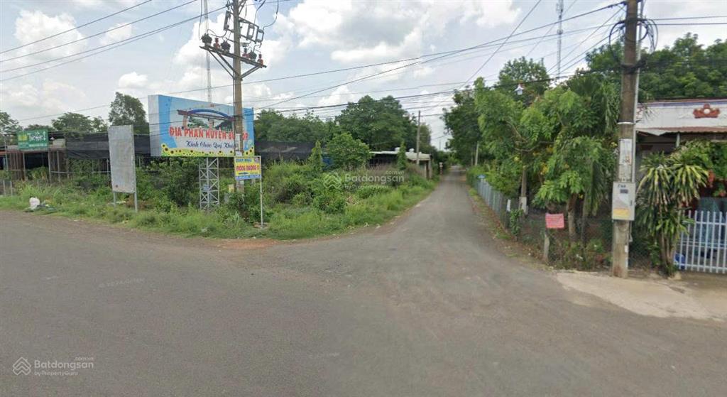 Đất đẹp đường nhựa  gần chợ tân thành  giá tốt bù đốp  chính chủ dt 1068m2