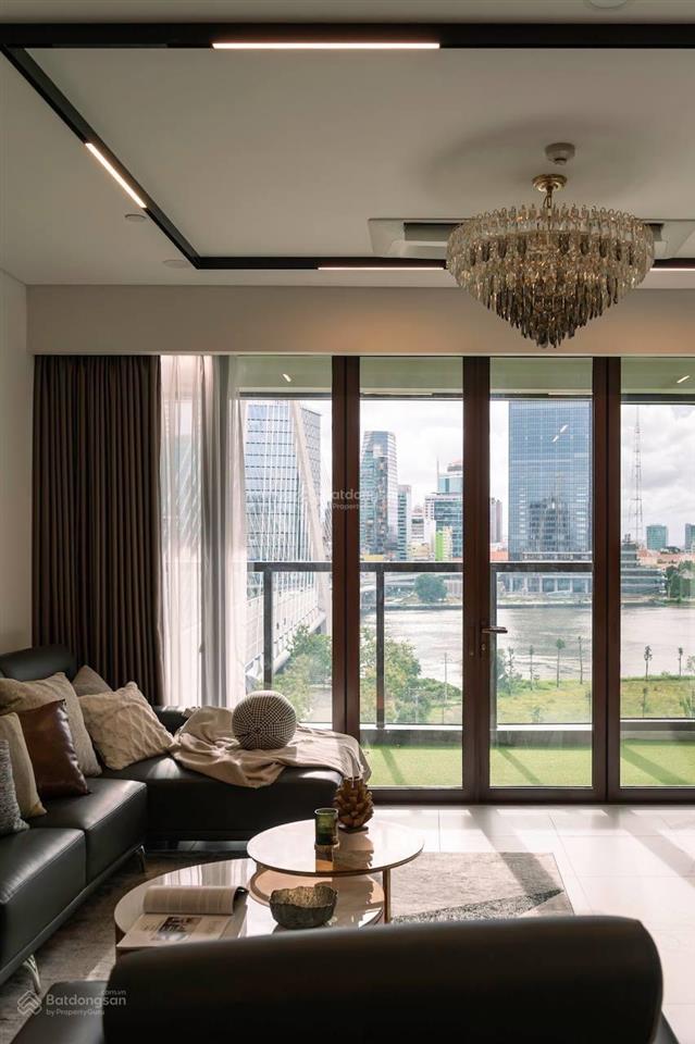 Cho thuê căn hộ 4 phòng ngủ galleria metropole quận 2