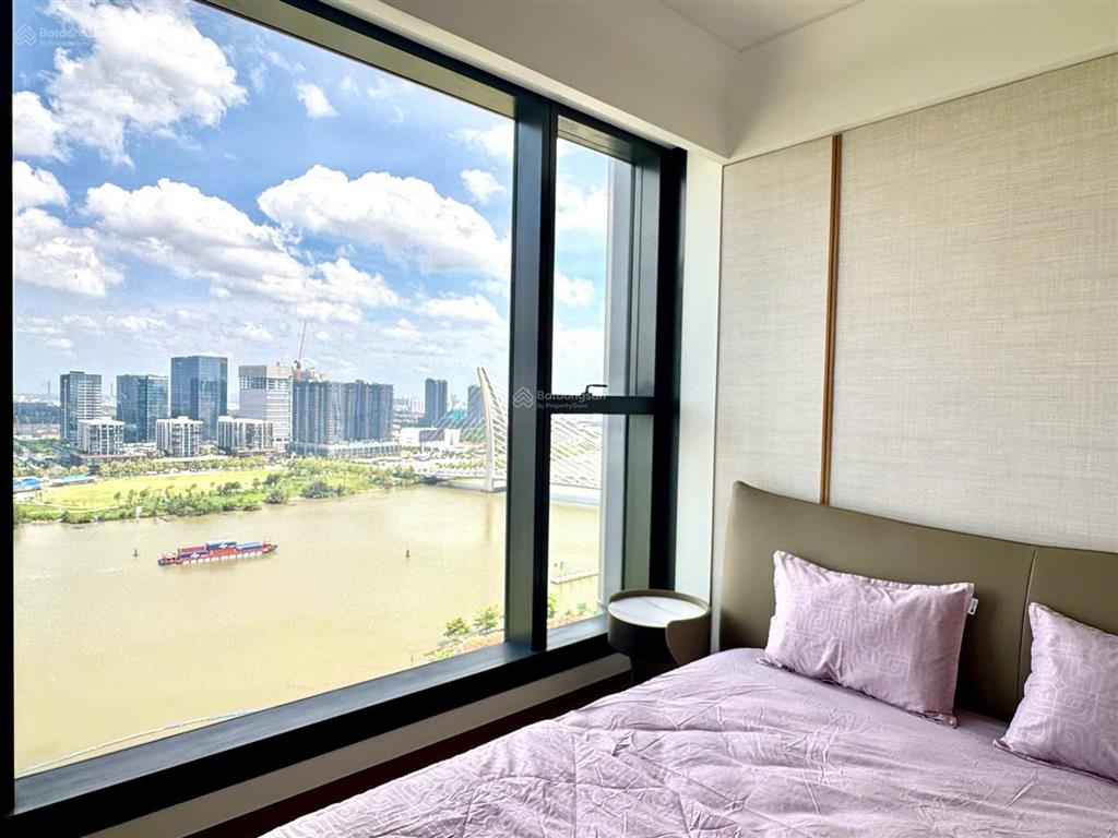 Bán căn hộ 2 phòng ngủ căn góc grand marina saigon 92m