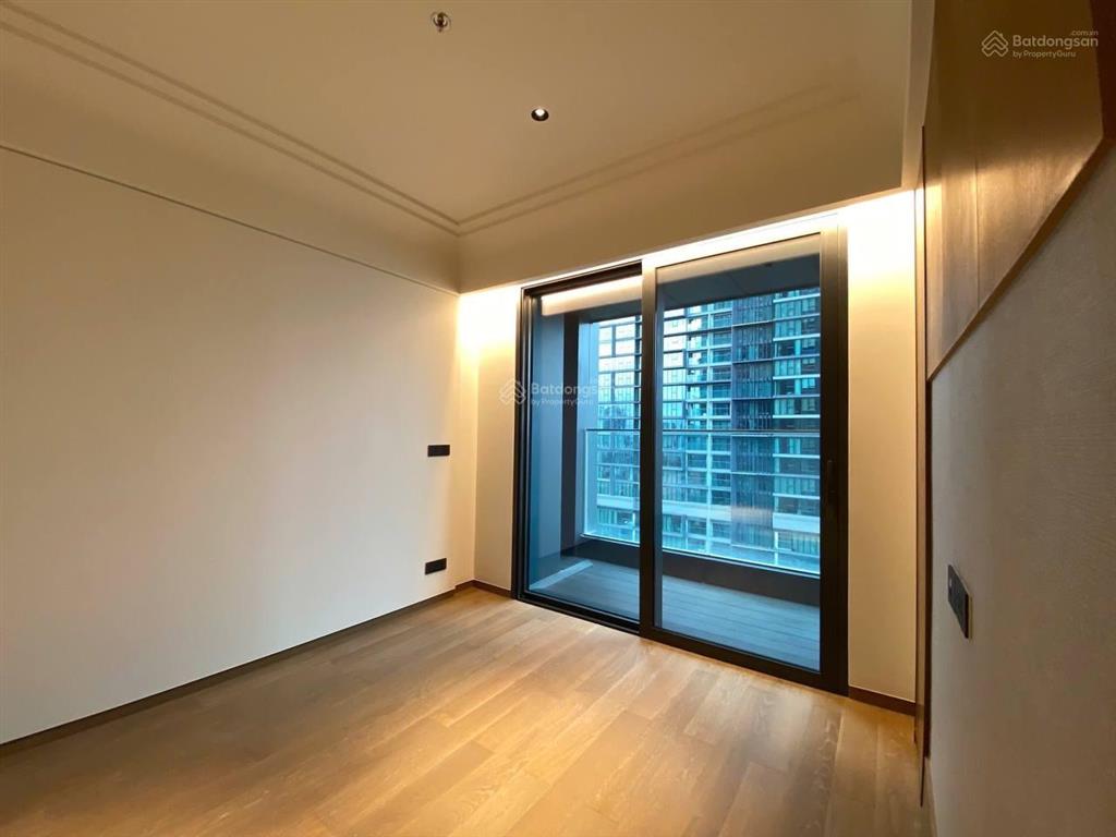 Căn hộ 2pn, 2wc tại grand marina saigon, 31,5 tỷ, 78m2  chính chủ, hàng hiếm
