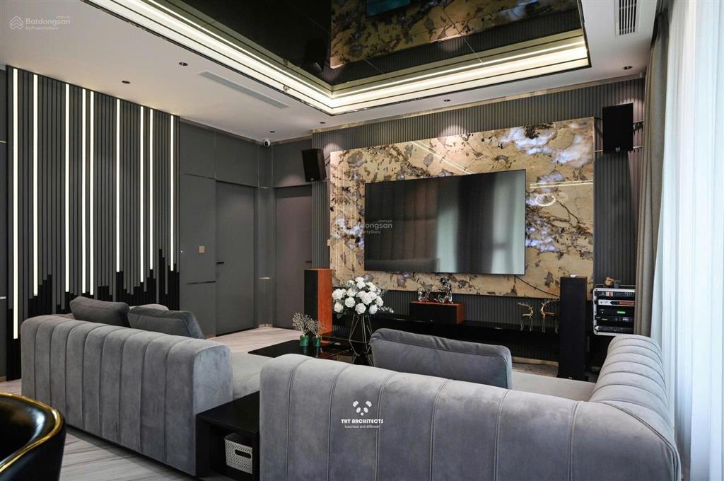 Cho thuê căn hộ đẹp xuất sắc tại căn hộ define, 117,485 triệu vnd, 220 m2