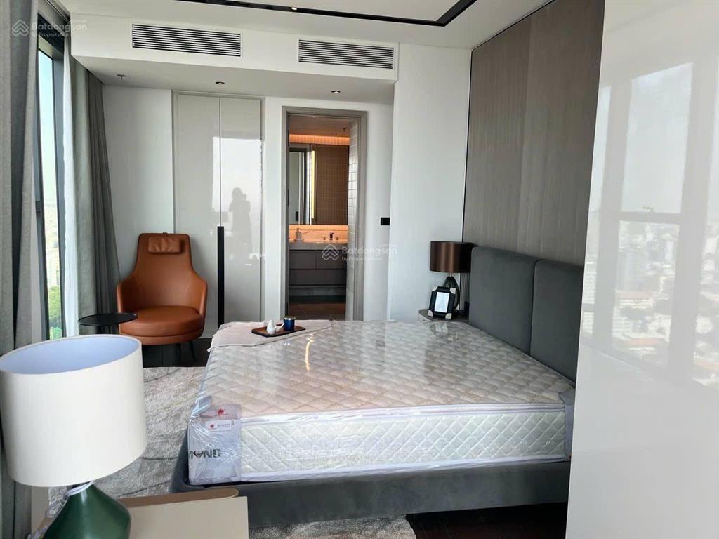Cho thuê căn hộ 3 phòng ngủ grand marina saigon full nội thất