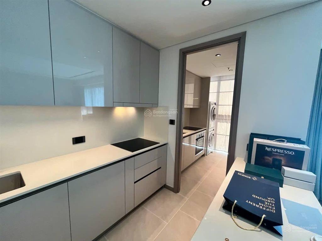 Cho thuê căn hộ 3 phòng ngủ grand marina saigon full nội thất
