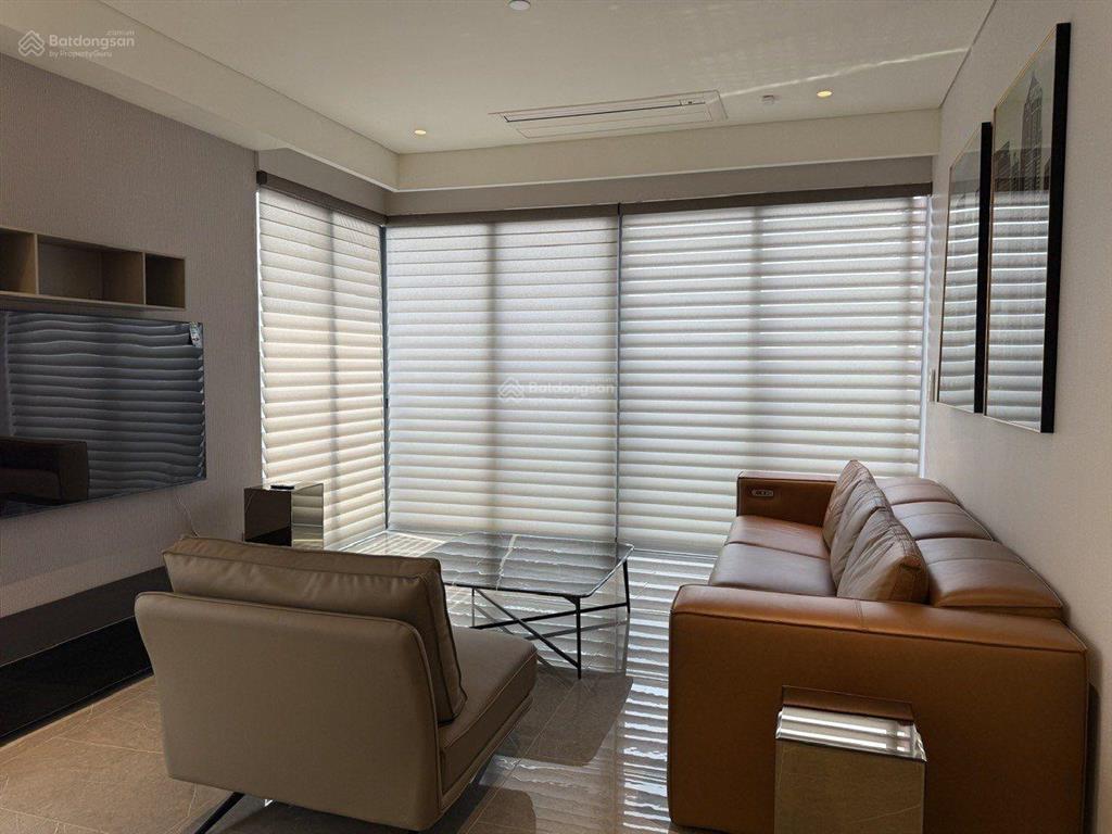 Căn hộ cho thuê 137m2 đẹp, 155 triệu ở the opera residence, quận 2, tp.hcm