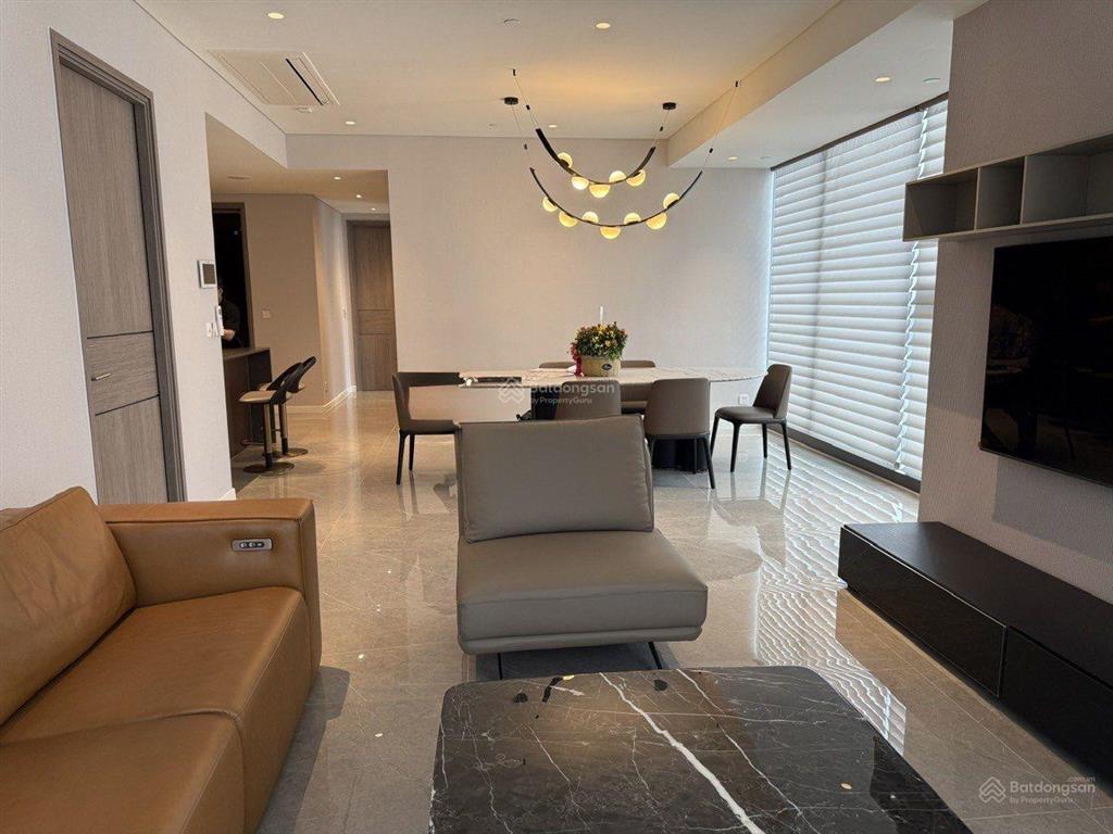 Căn hộ cho thuê 137m2 đẹp, 155 triệu ở the opera residence, quận 2, tp.hcm