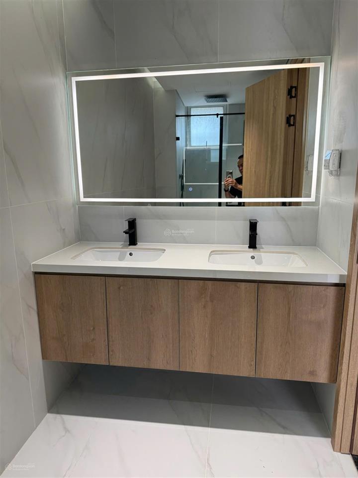 Cho thuê bt tại palm city, giá tốt 70 triệu, 240m2, 4pn, 4wc