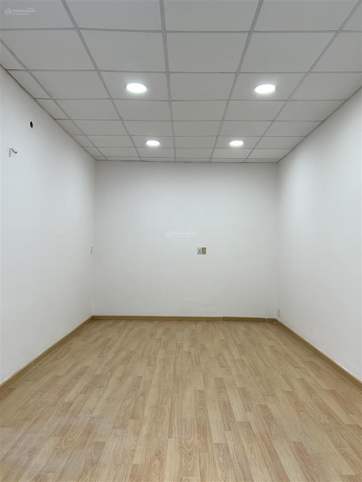Cho thuê nhà 100 m2, phù hợp để mở văn phòng hoặc dạy học. nhà mới có thể nhận nhà ngay. khu an nin