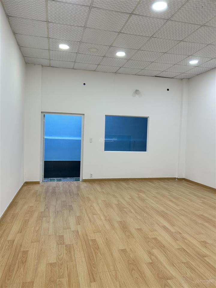 Cho thuê nhà 100 m2, phù hợp để mở văn phòng hoặc dạy học. nhà mới có thể nhận nhà ngay. khu an nin