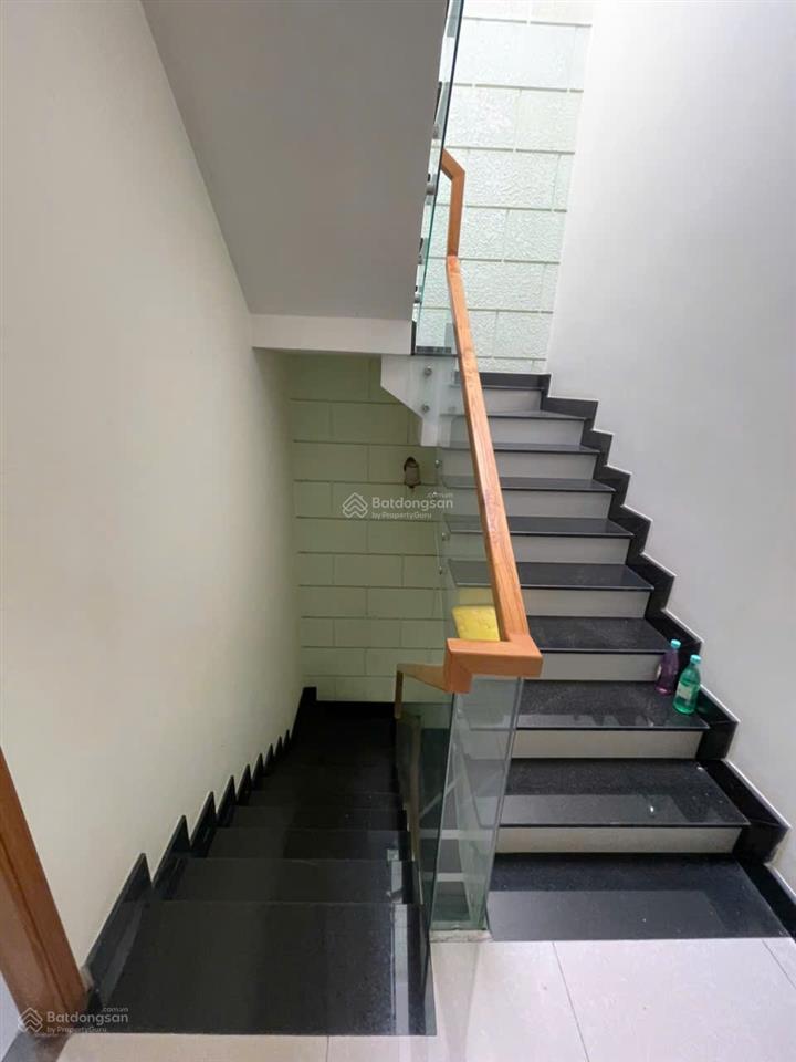 Nhà đẹp đón tết 4 tầng btct khu đồng bộ cao tầng (4x16m) đường 5m xe hơi tới nhà nhỉnh 10 tỷ