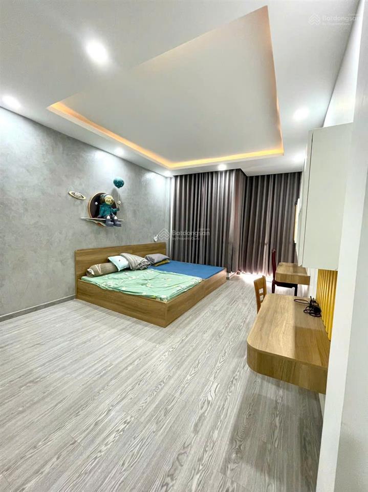 Giảm mạnh 500 triệu bán nhanh trong tuần gần rạch xuyên tâm  4 tầng hxh 7 chỗ bùi đình túy bt