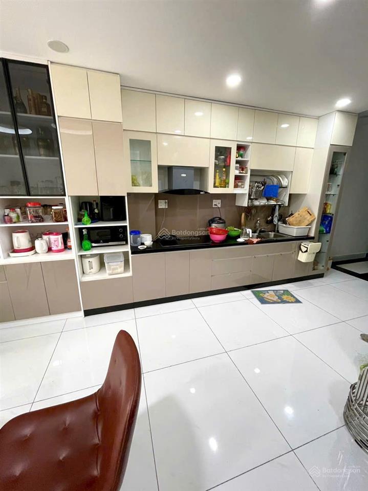 Giảm mạnh 500 triệu bán nhanh trong tuần gần rạch xuyên tâm  4 tầng hxh 7 chỗ bùi đình túy bt