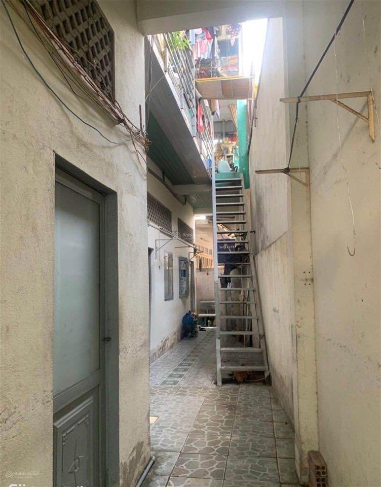 Bán dãy trọ 2 tầng gần đh quốc gia, ngang 7m hẻm xe hơi 4m, thu nhập 170tr/năm, giá 5.6 tỷ