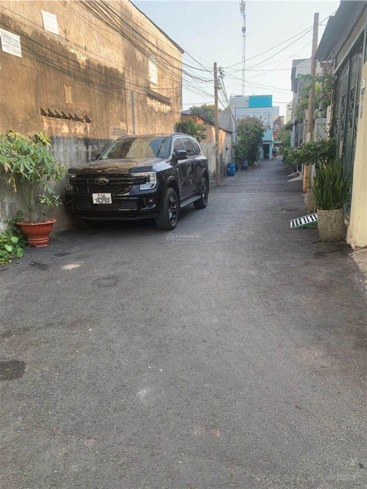 Bán dãy trọ 2 tầng gần đh quốc gia, ngang 7m hẻm xe hơi 4m, thu nhập 170tr/năm, giá 5.6 tỷ