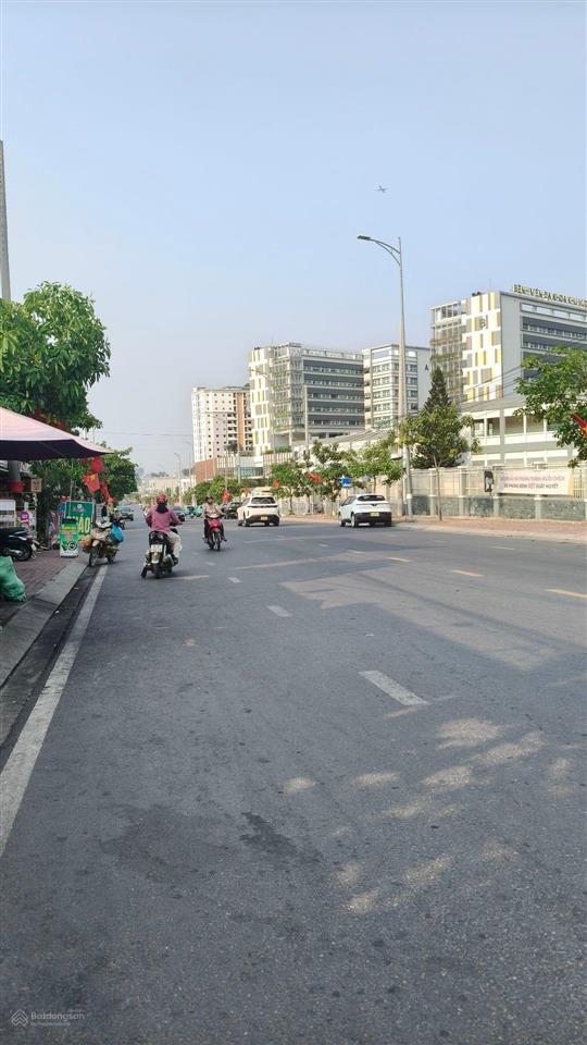 Chính chủ cần bán gấp nhà mặt tiền kinh doanh lê văn chí , thủ đức.150m2 chỉ 16 tỷ , sổ hồng riêng