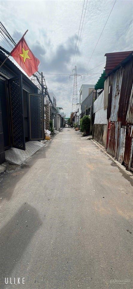 Cần bán gấp nhà 2 lầu, hiệp bình, thủ đức 90m2, giá chỉ hơn 5 tỷ, sổ riêng, hẻm xe hơi