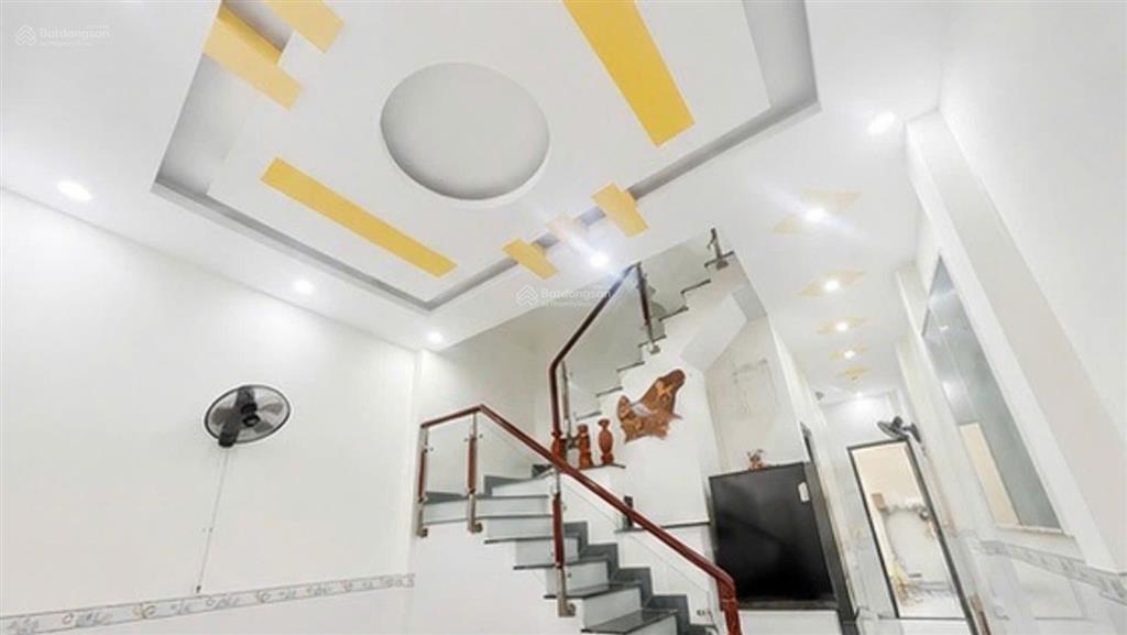Chủ kẹt ngân hàng giảm 700tr bán gấp trong tháng nhà hiệp bình phước, sổ hoàn công, 63.7m2,đường 6m