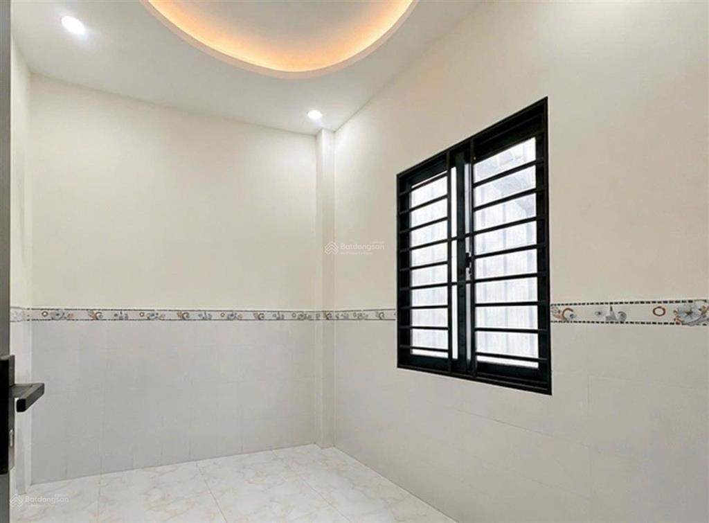 Chủ kẹt ngân hàng giảm 700tr bán gấp trong tháng nhà hiệp bình phước, sổ hoàn công, 63.7m2,đường 6m