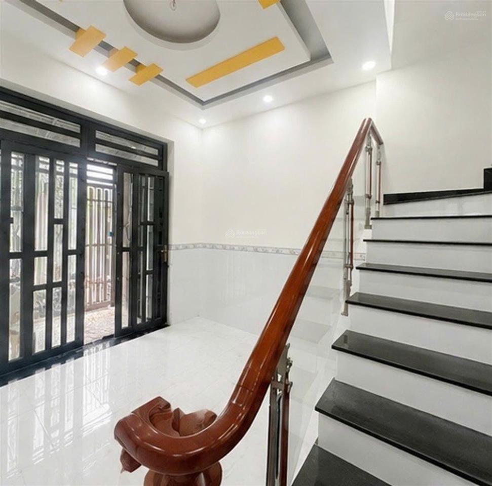 Chủ kẹt ngân hàng giảm 700tr bán gấp trong tháng nhà hiệp bình phước, sổ hoàn công, 63.7m2,đường 6m