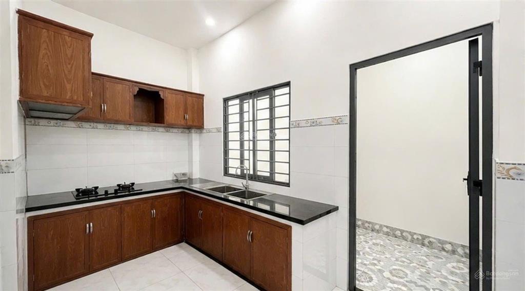 Chủ kẹt ngân hàng giảm 700tr bán gấp trong tháng nhà hiệp bình phước, sổ hoàn công, 63.7m2,đường 6m
