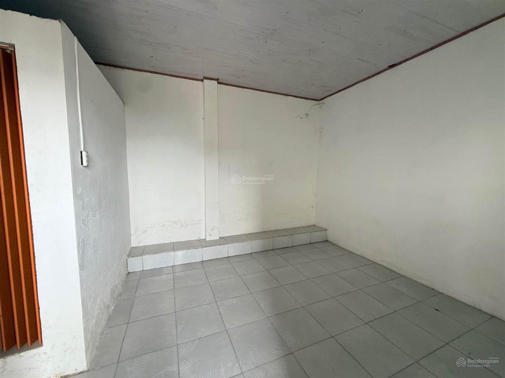 Chủ kẹt ngân hàng bán hòavốn nhà mặt phố tại chương dương, 15 tỷ, 136 m2, 12pn, 12wc