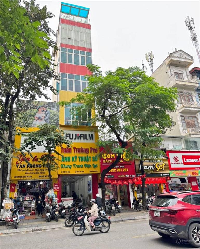 Mặt phố phú lương hà đông. kd sầm uất ngày đêm. dt 128m x 5 tầng ô chờ thang máy giá 28 tỷ
