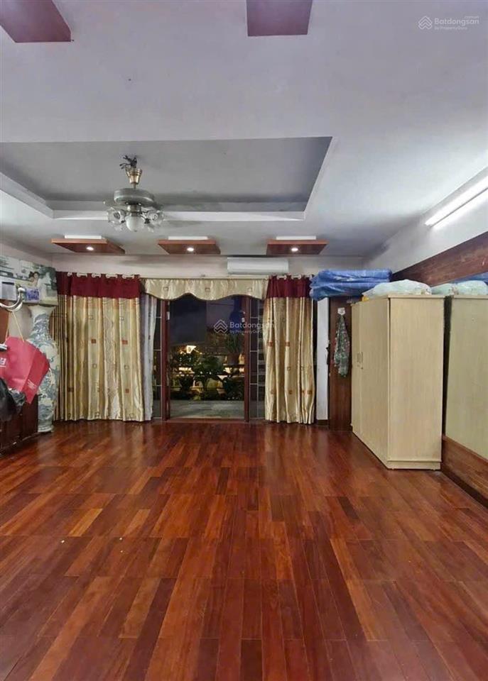 Mặt phố phú lương hà đông. kd sầm uất ngày đêm. dt 128m x 5 tầng ô chờ thang máy giá 28 tỷ