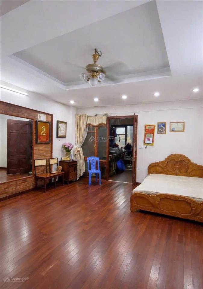 Mặt phố phú lương hà đông. kd sầm uất ngày đêm. dt 128m x 5 tầng ô chờ thang máy giá 28 tỷ