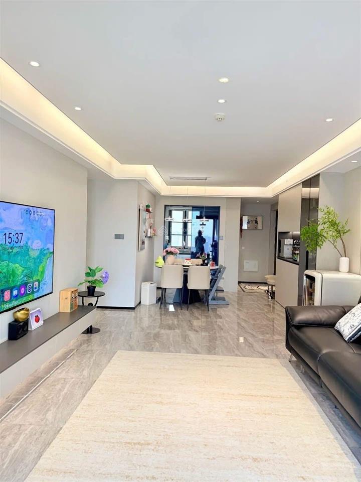 Cho thuê gấp ch 2pn, 76m2 tại lucky palace, 13 triệu vnd
