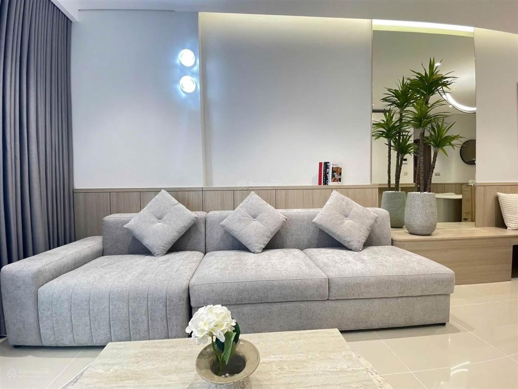 Cho thuê cc 2pn, 2wc tại investco babylon, 12 triệu, 75m2, view đẹp chỉ với
