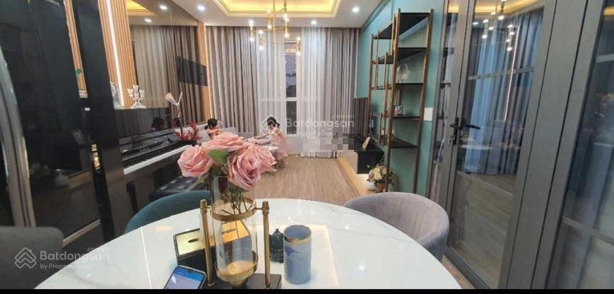 Cho thuê ch 2pn, 2wc, 68m2 tại the prince residence, 18 triệu vnd