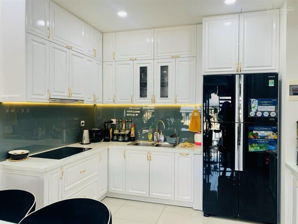 Cho thuê gấp ch 2pn, 2wc, 78m2 tại kingdom 101, q10, 18 triệu vnd