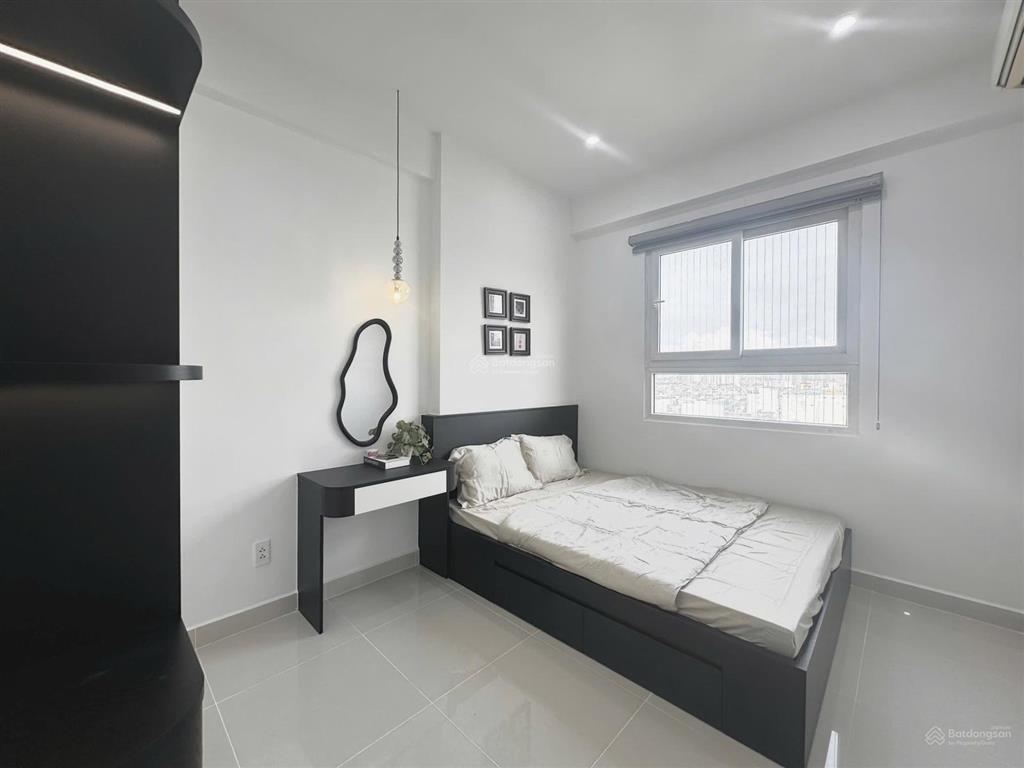 Bán căn hộ summer square, 4,15 tỷ, 78m2, 2pn, 2wc, đẹp, nhiều tiện ích xem nhà 0938 114 *** e phượng