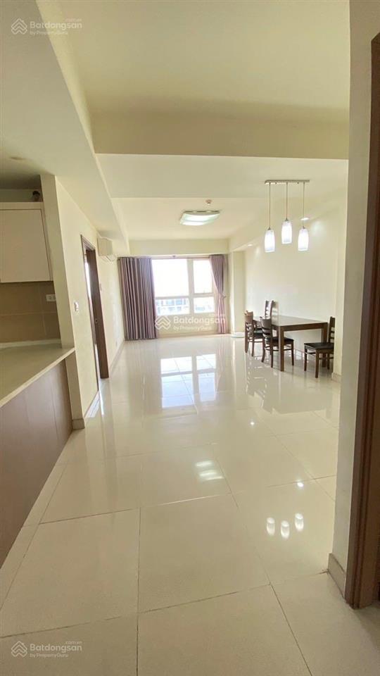 Cho thuê căn hộ 3pn,2wc,106m2 giá đẹp tại oriental plaza 685  xem nhà 0938 114 *** e phượng