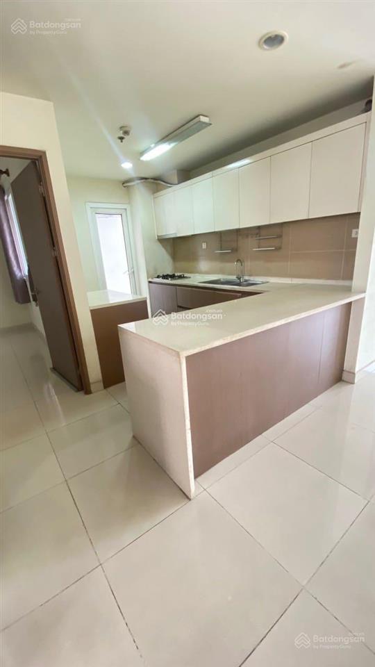 Cho thuê căn hộ 3pn,2wc,106m2 giá đẹp tại oriental plaza 685  xem nhà 0938 114 *** e phượng